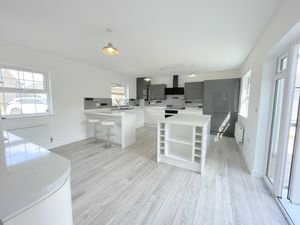 Winterbourne Gardens- click for photo gallery